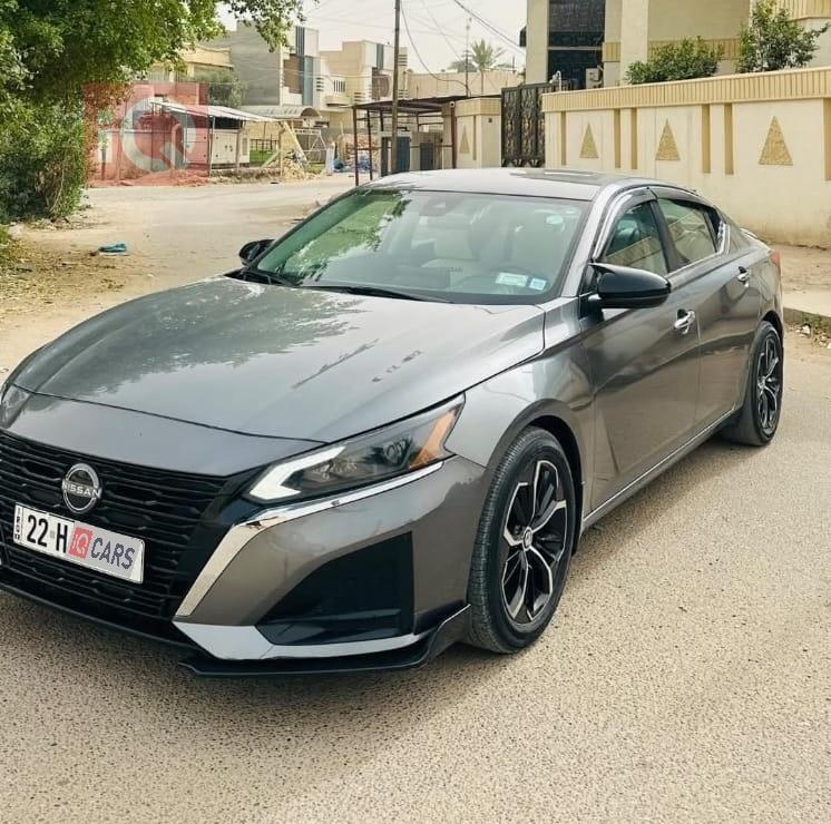 نیسان ئەلتیما